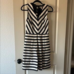 Banana Republic Black and cream Chevron Dress